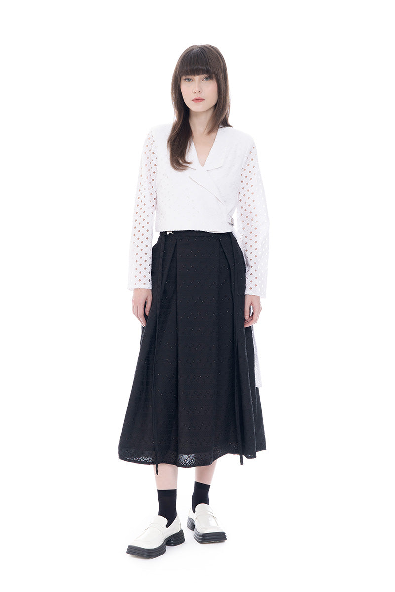 Buckle 15 Flower Patterned Midi Skirt In Black