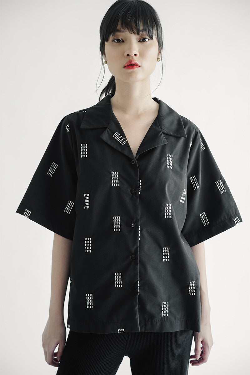 Essential Embroidery Shirt In Black