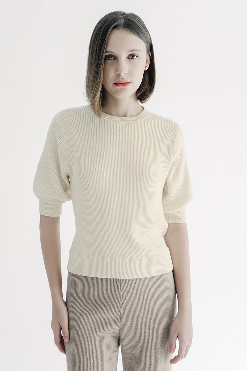 Essential Knit Blouse In Cream