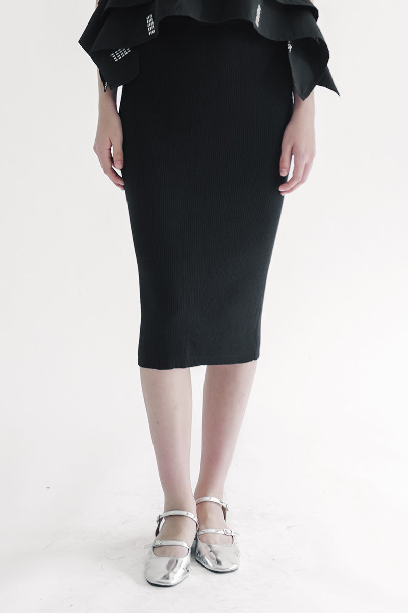 Essential Knit Skirt In Black