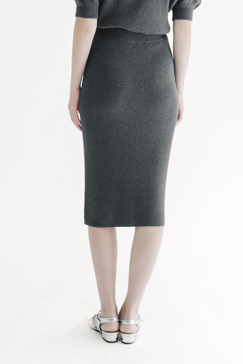 Essential Knit Skirt In Dark Grey