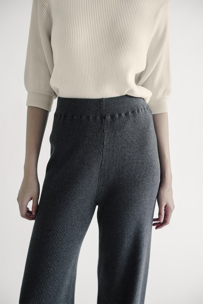 Essential Knit Long Pants In Dark Grey