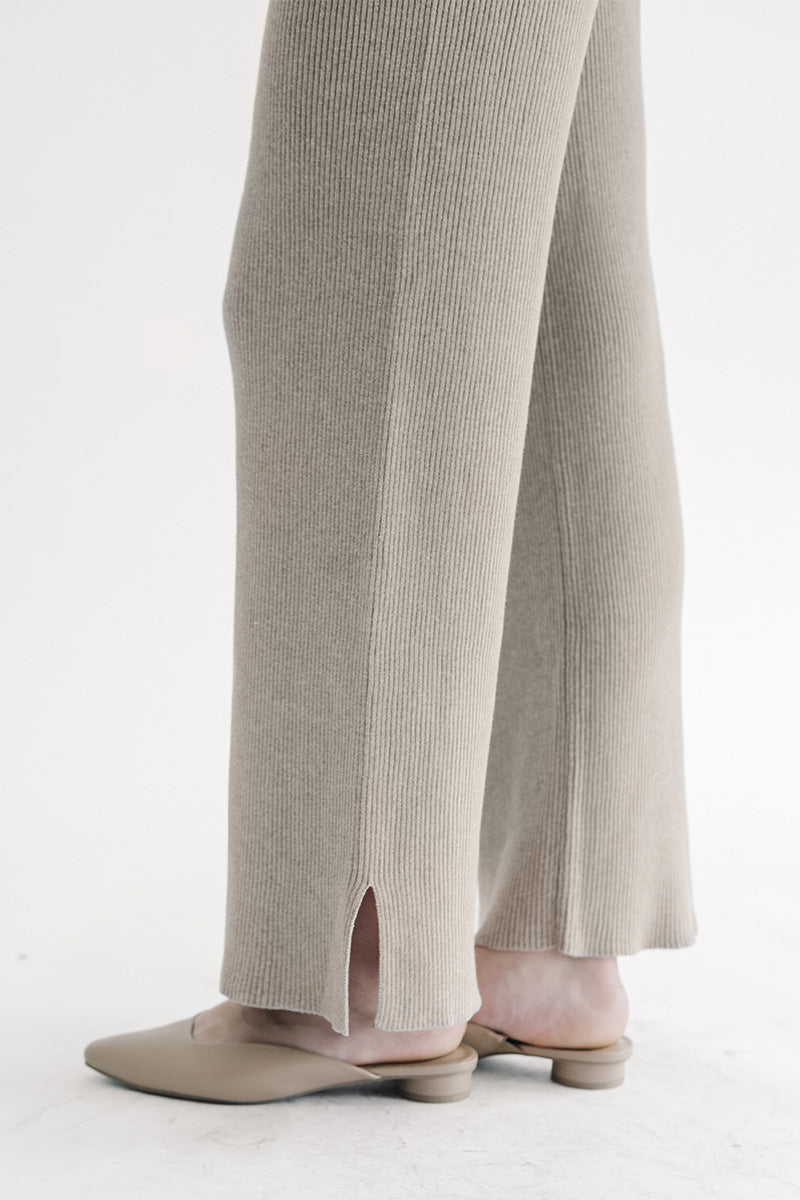 Essential Knit Long Pants In Brown