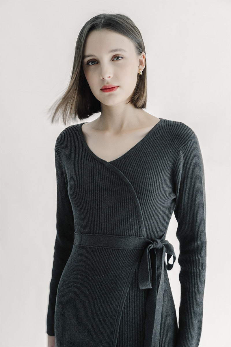 Essential Knit Dress In Dark Grey