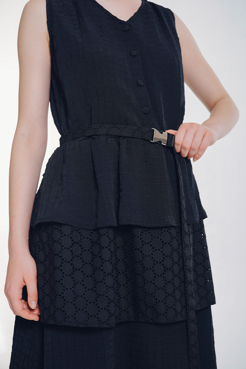 Buckle 25 Pleated Dress In Black