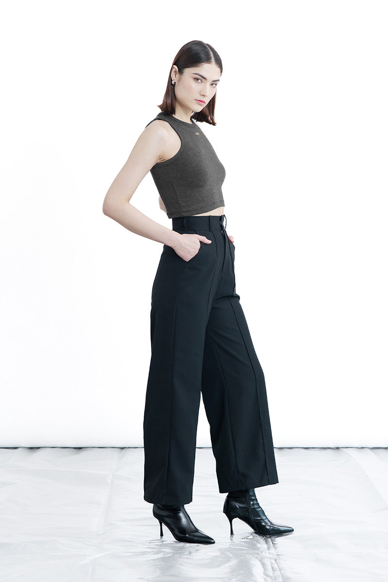 Essential Crop Top In Dark Grey