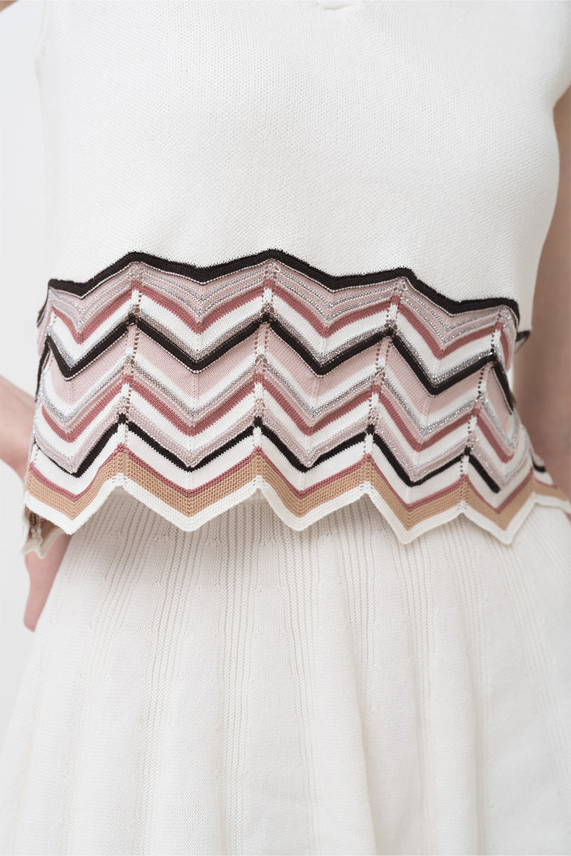 Zig-Zag Trimmed Polo Vest In Ivory