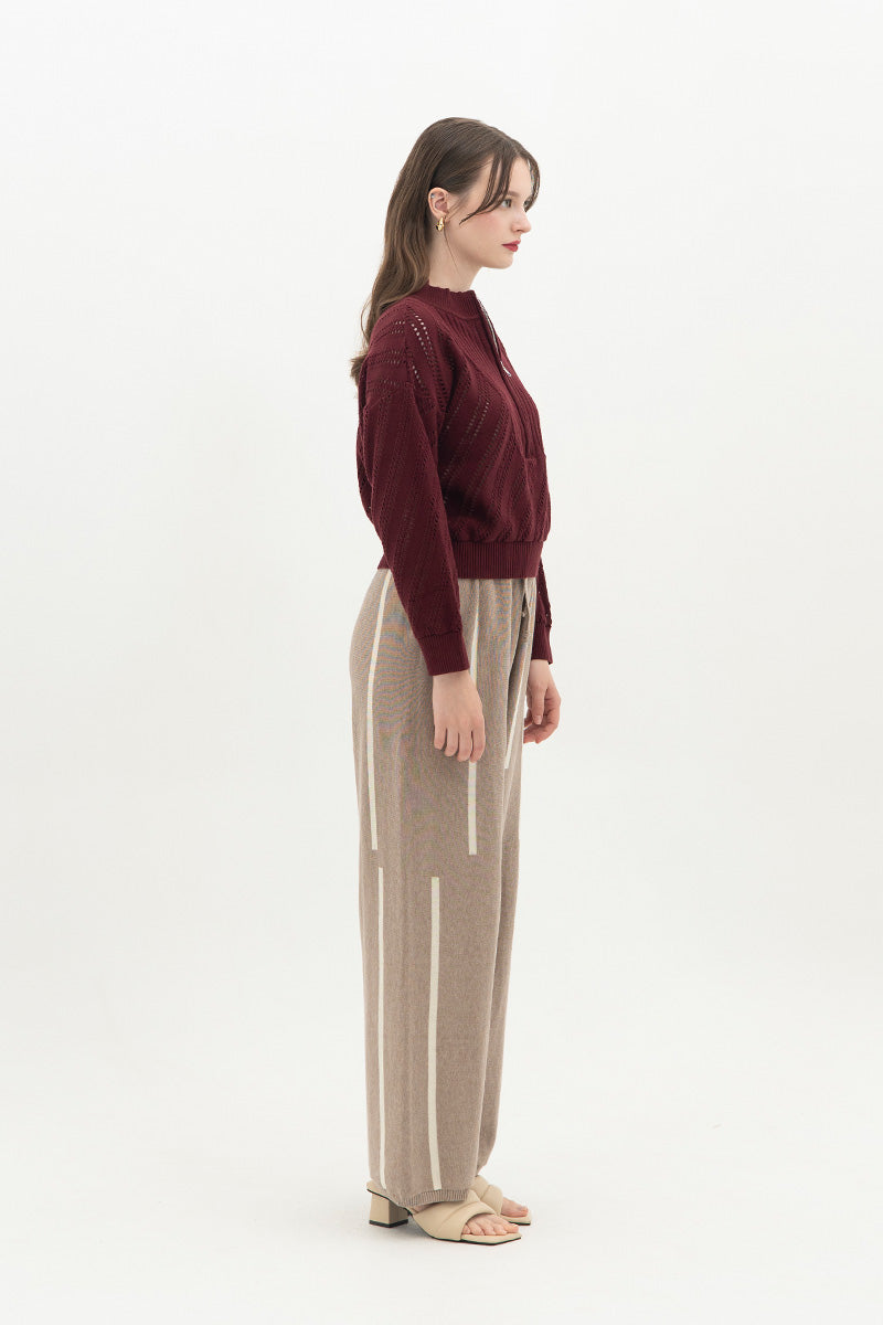 Essential Perforated Zip Sweater In Maroon
