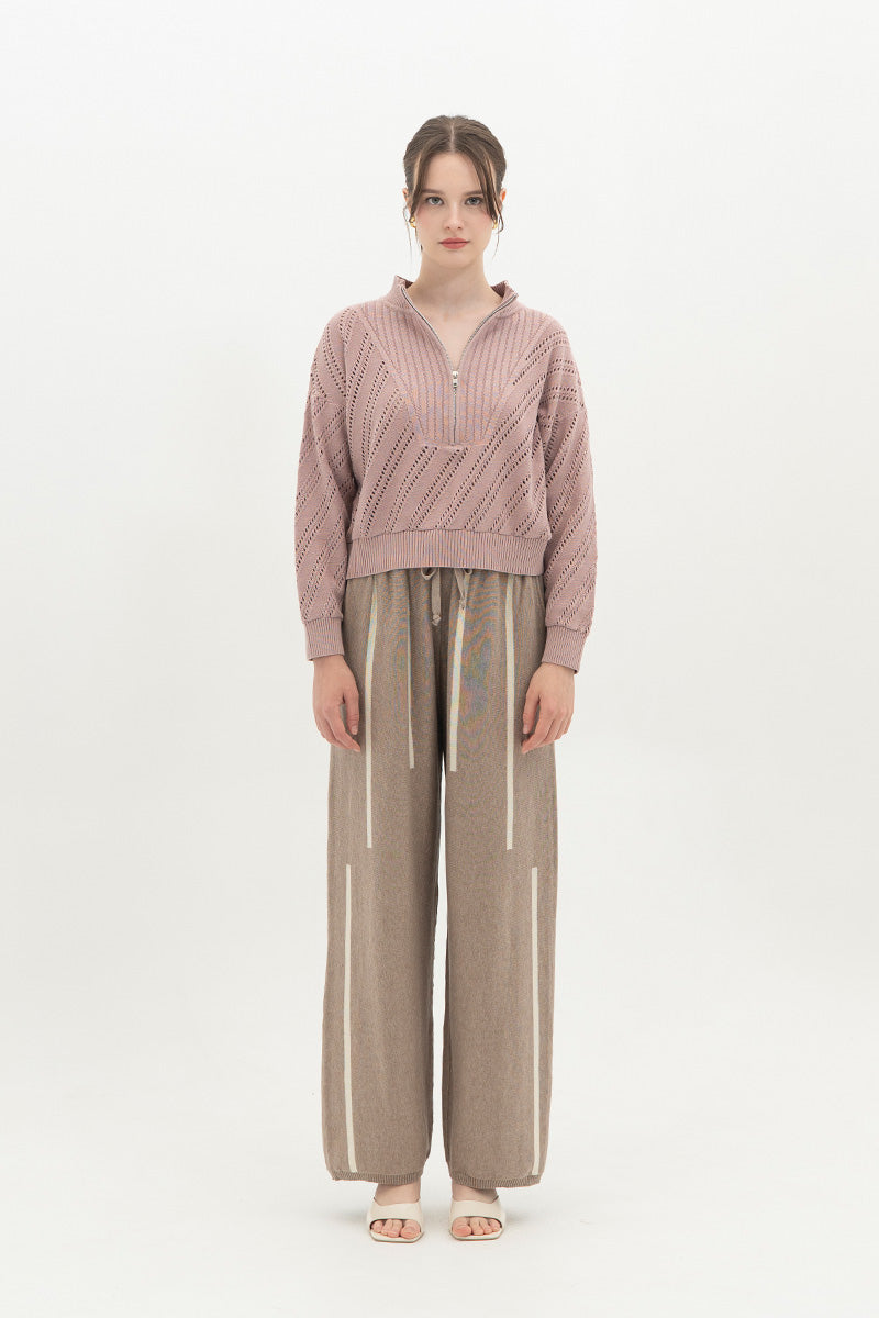 Essential Perforated Zip Sweater In Mauve Pink