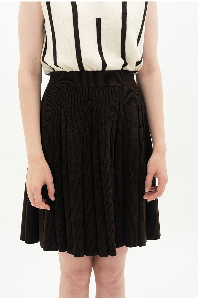 Essential Pleated Knit Mini Skirt In Cacao