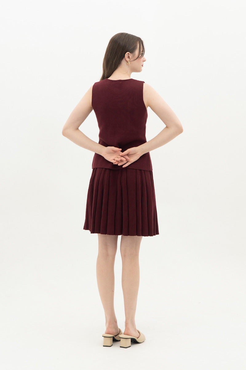 Essential Pleated Knit Mini Skirt In Maroon