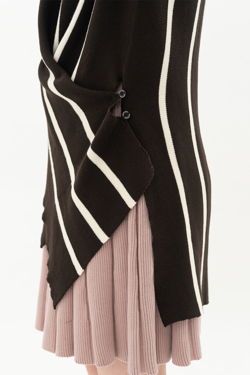 Essential Striped Cross-Button Top In Cacao
