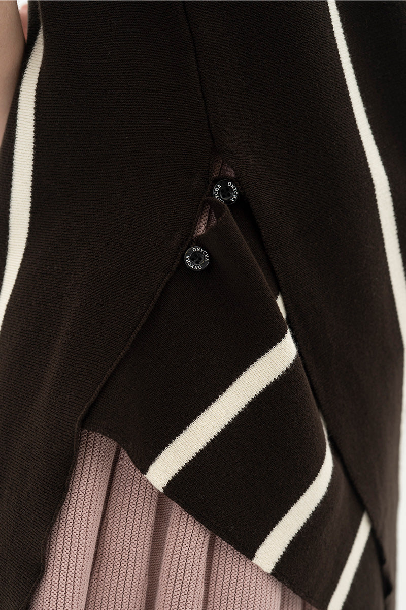 Essential Striped Cross-Button Top In Cacao