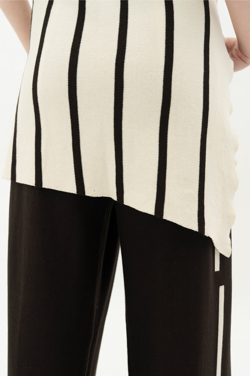 Essential Striped Cross-Button Top In Cream