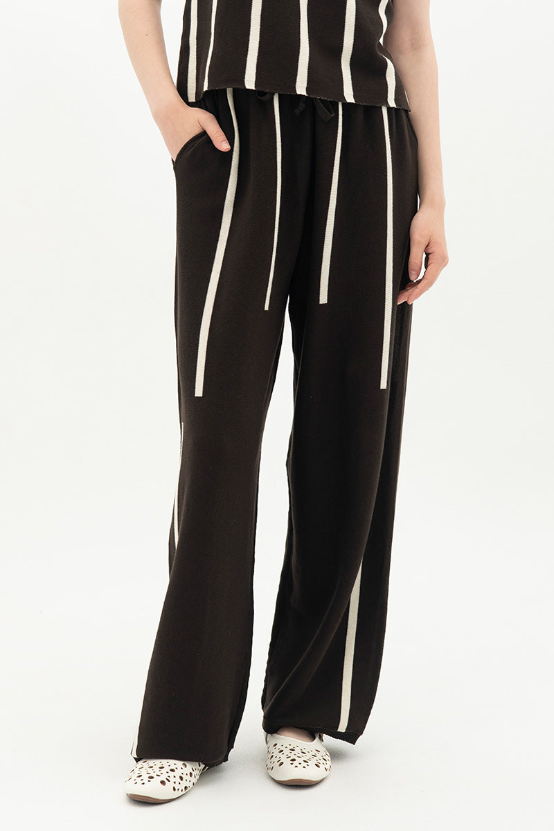 Essential Striped Jogger Pants In Cacao