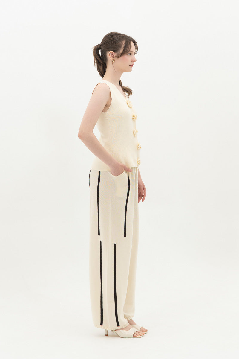 Essential Striped Jogger Pants In Cream