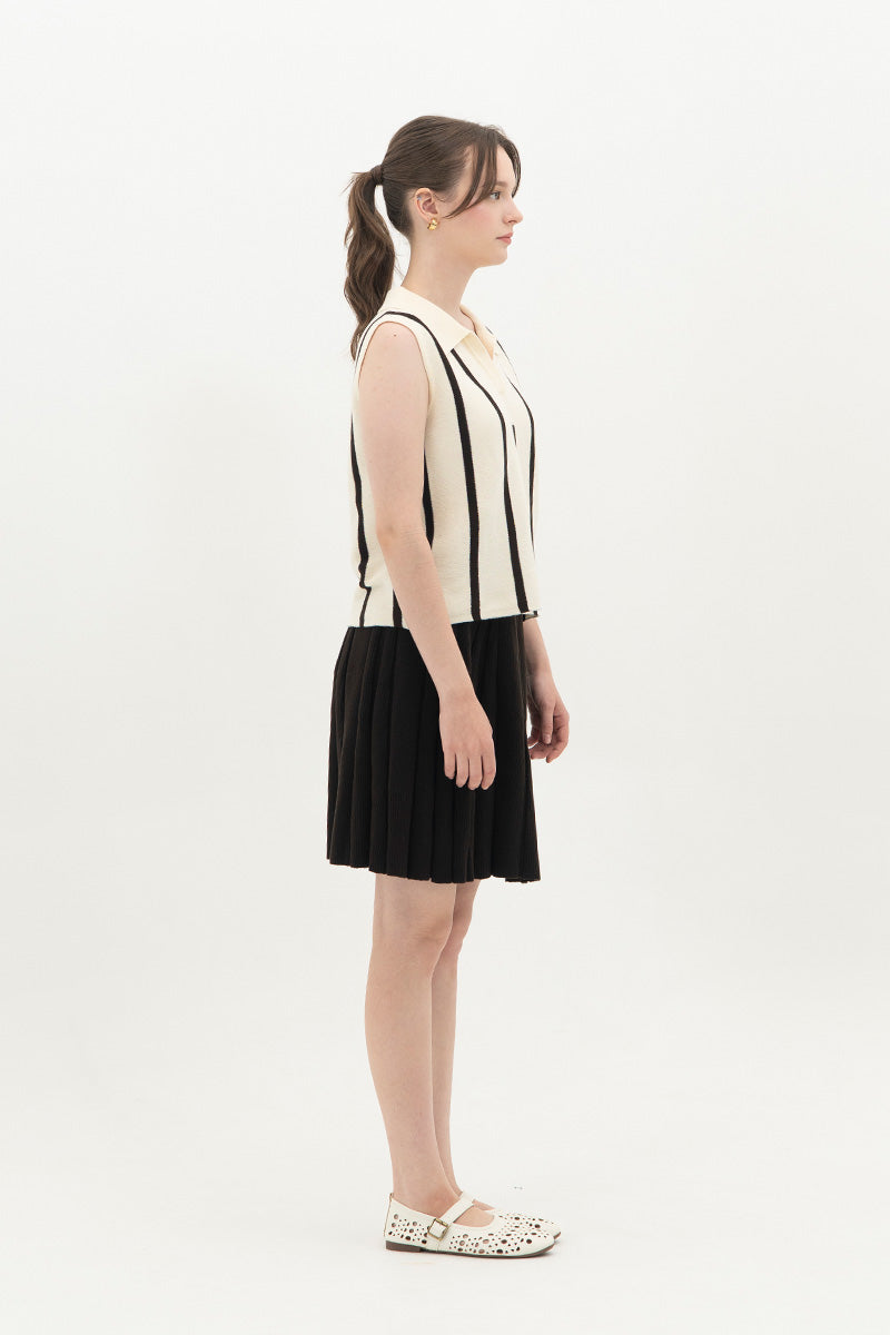 Essential Striped Polo Vest In Cream