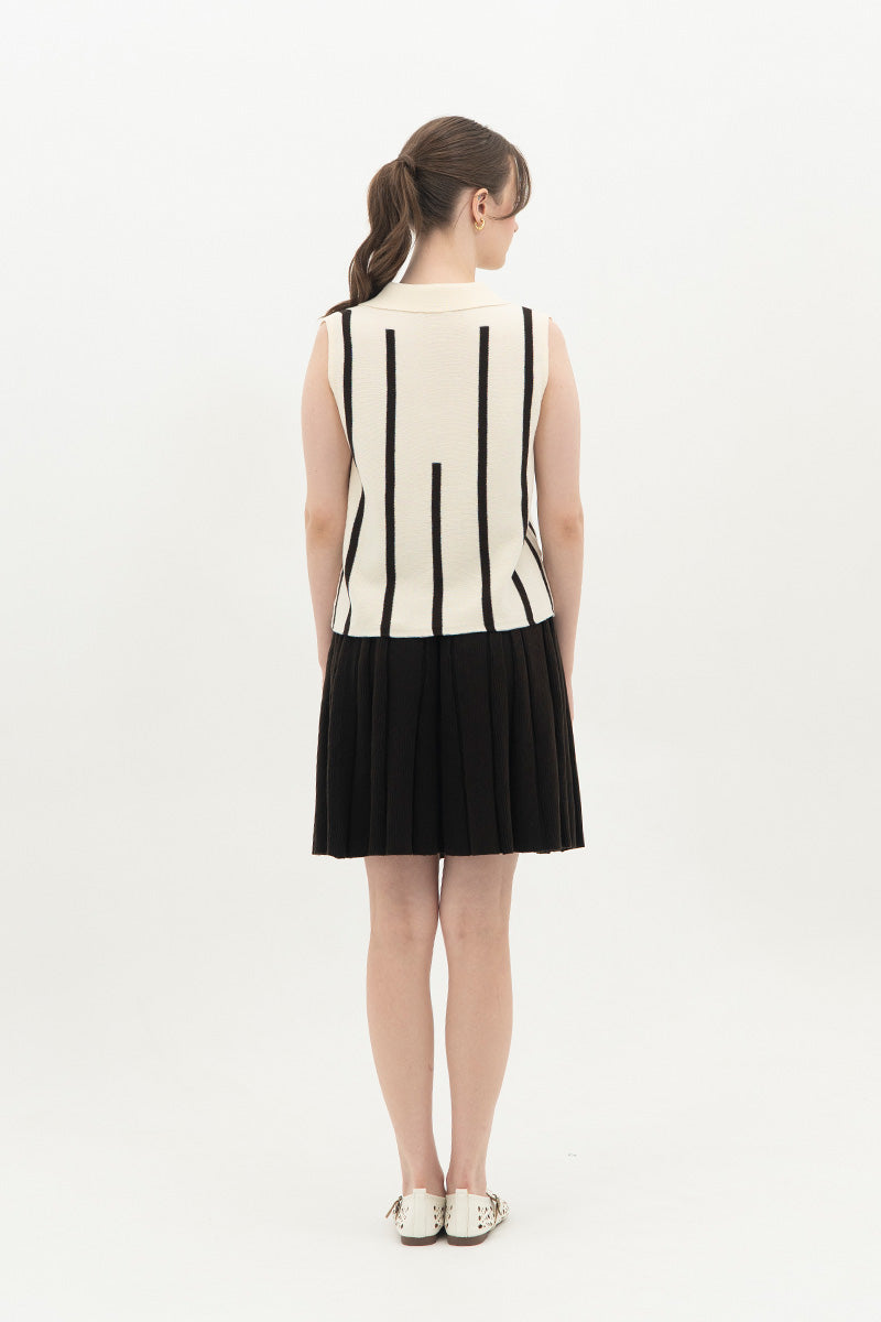 Essential Striped Polo Vest In Cream