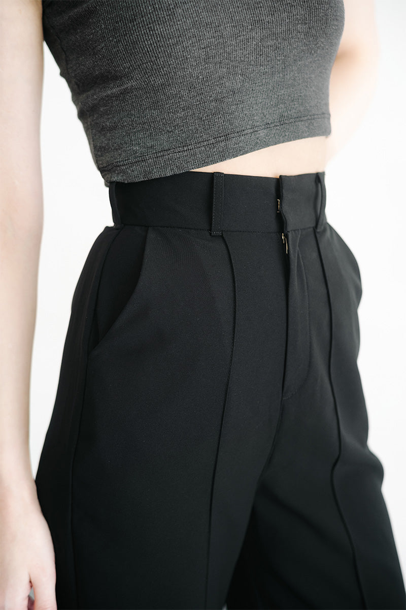 Zipper Back Pants In Black
