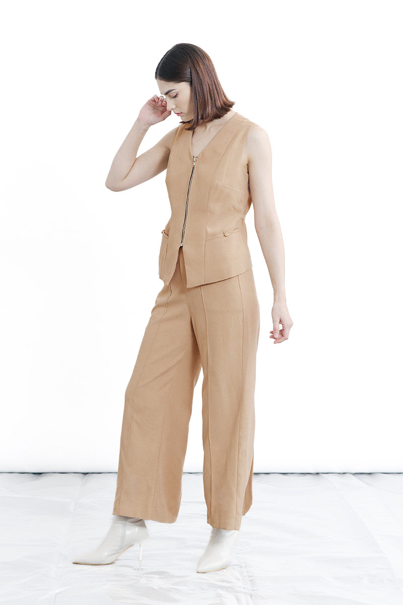Zipper Vest In Camel