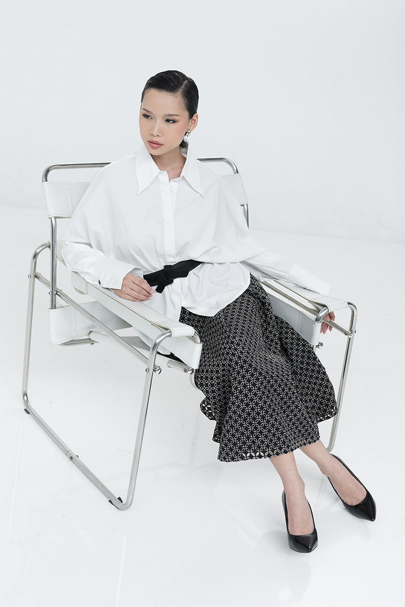 Batwing-Sleeved Shirt In White