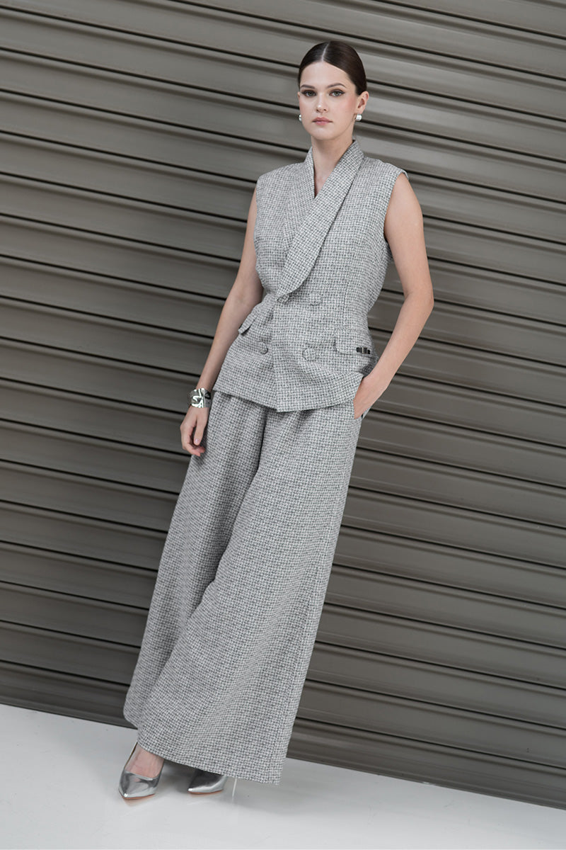 Buckle Tweed Vest In Stone Grey