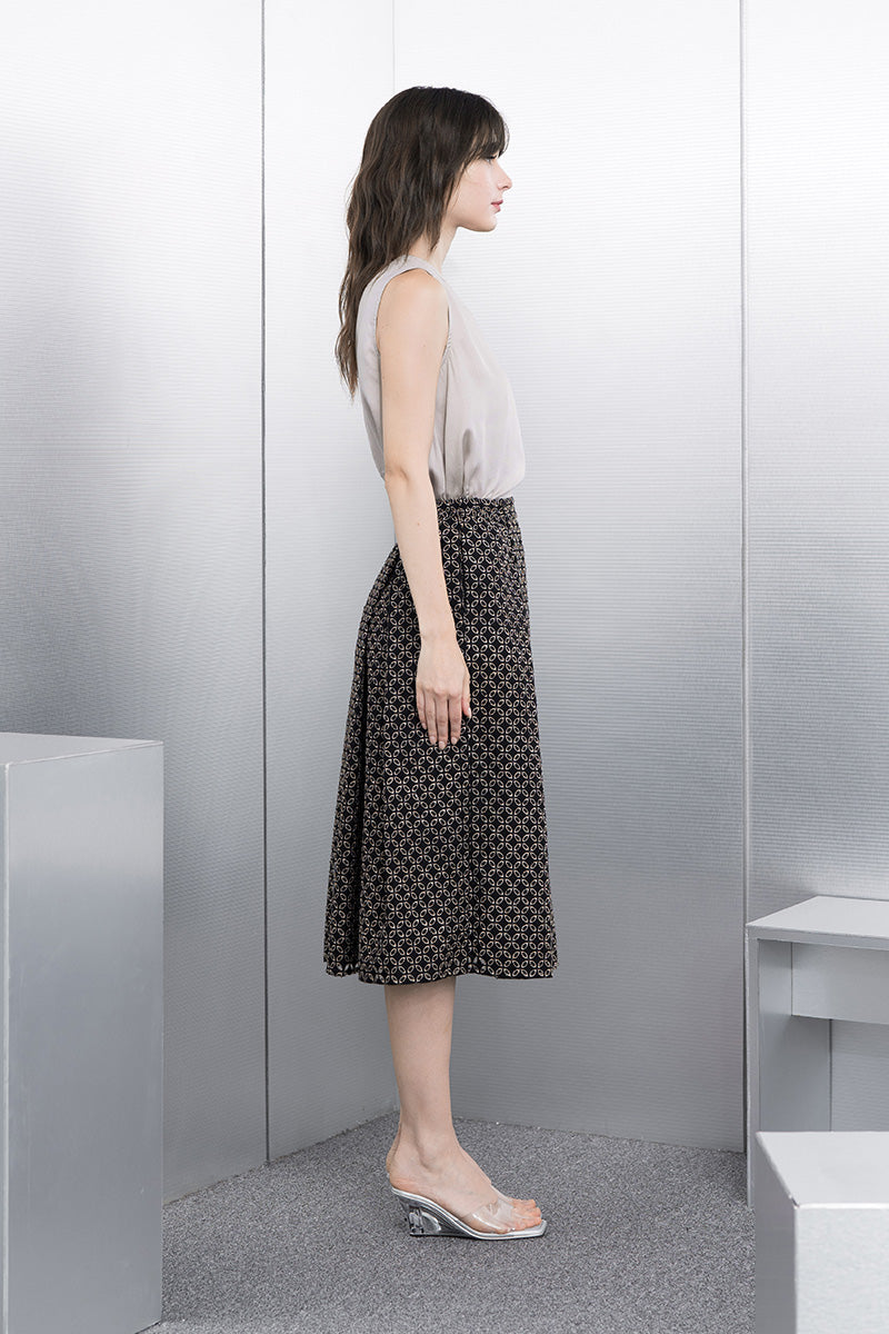 Pleated Embroidered Midi Skirt In Black