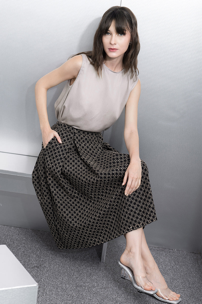 Pleated Embroidered Midi Skirt In Black