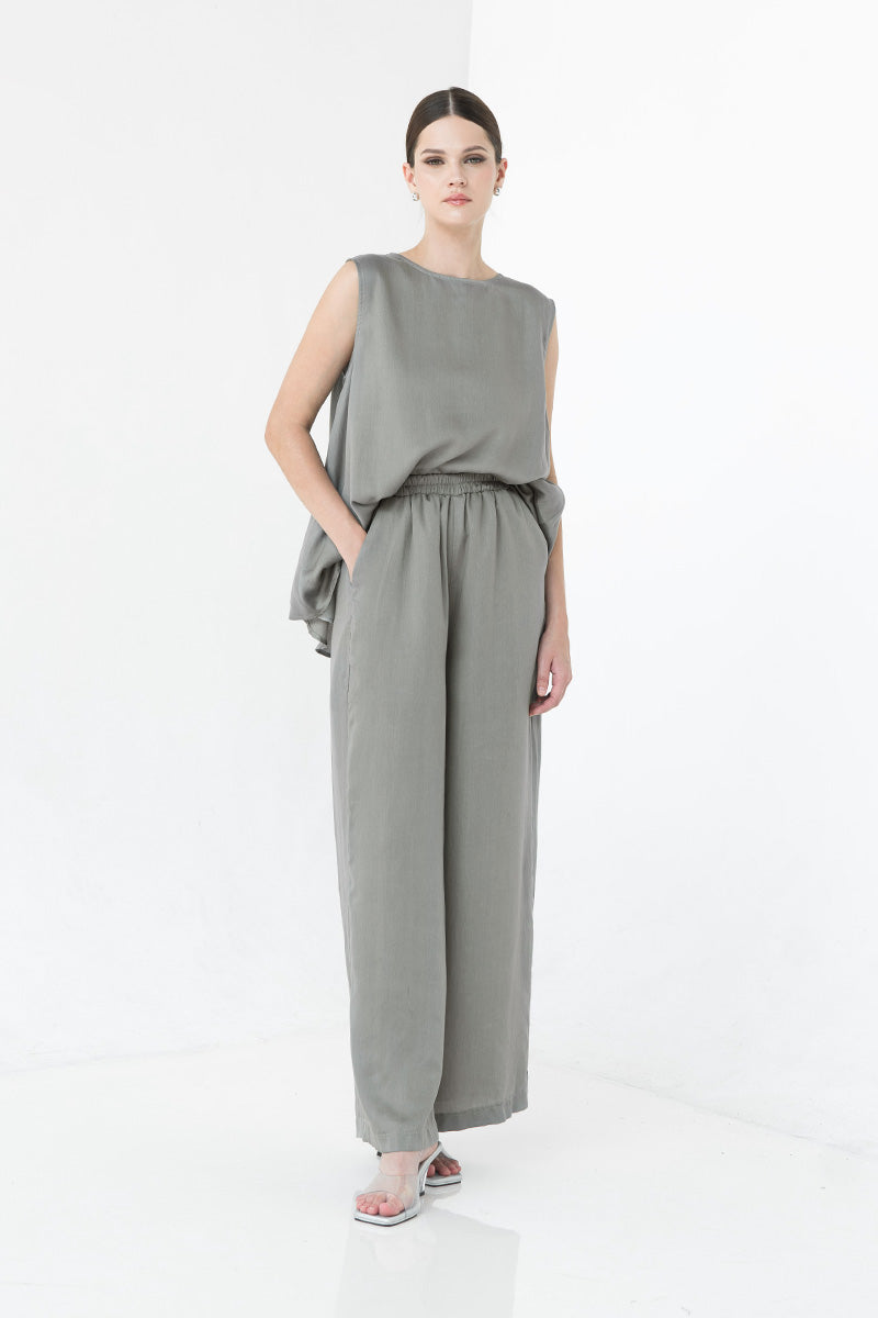 Sateen Straight Leg Pants In Forest Sage