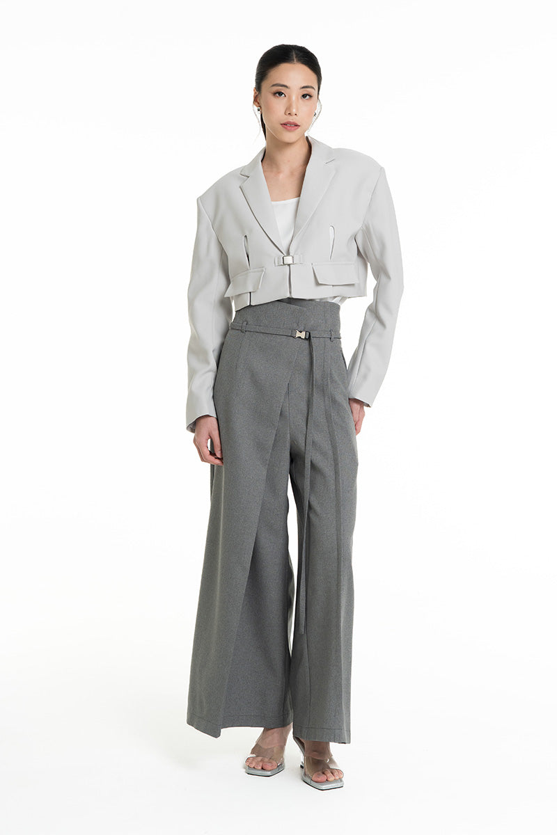 Buckle Cropped Blazer In Light Grey