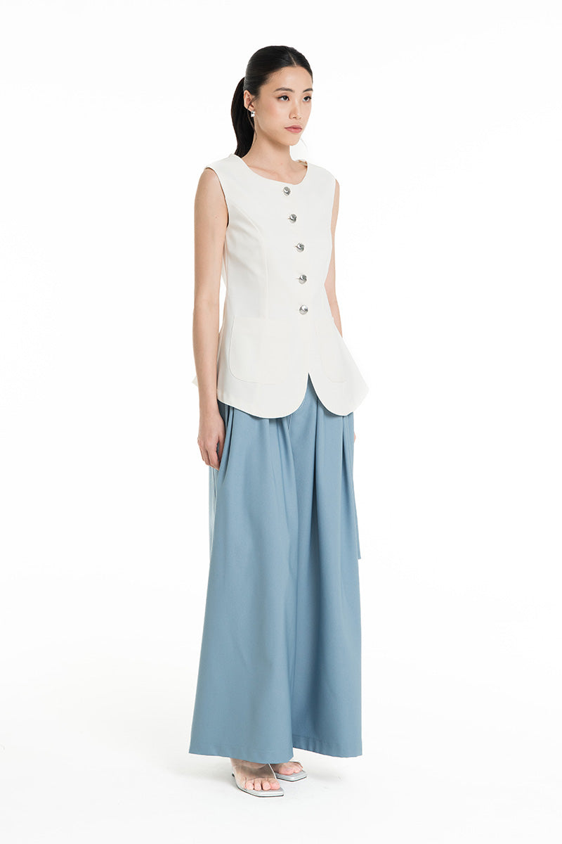 Contrast Topstitch Vest In Ivory