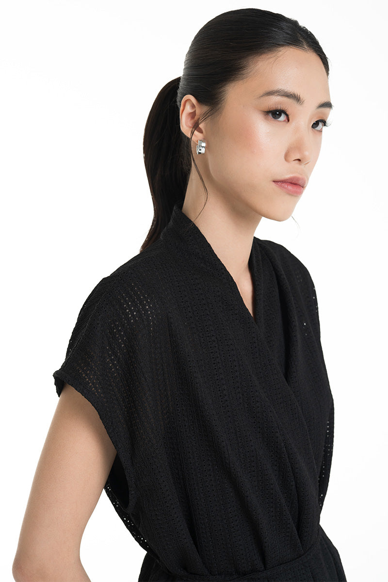 Openwork Knitted Tie Waist Vest In Black
