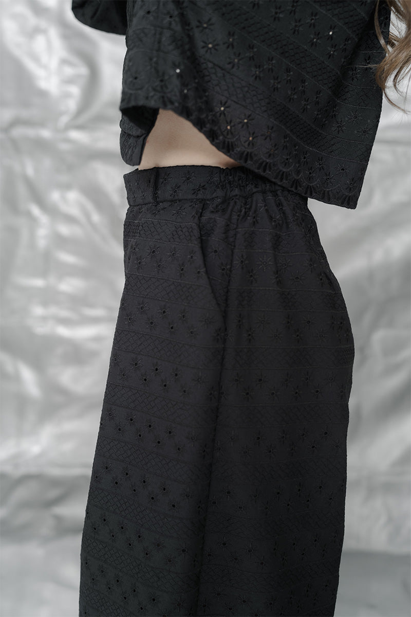 Embroidery Long Pants In Black