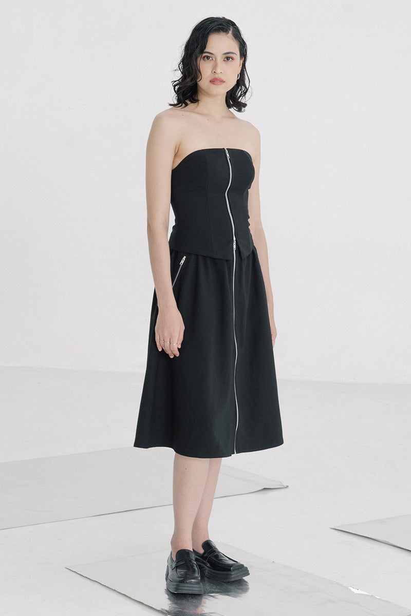 Zipper Midi Skirt In Black