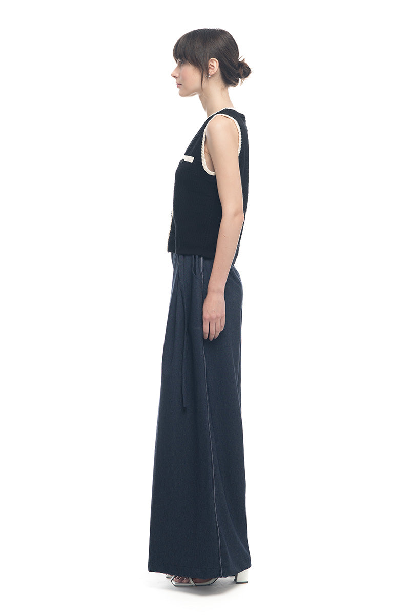 Knitted Top With Contrast Piping In Black
