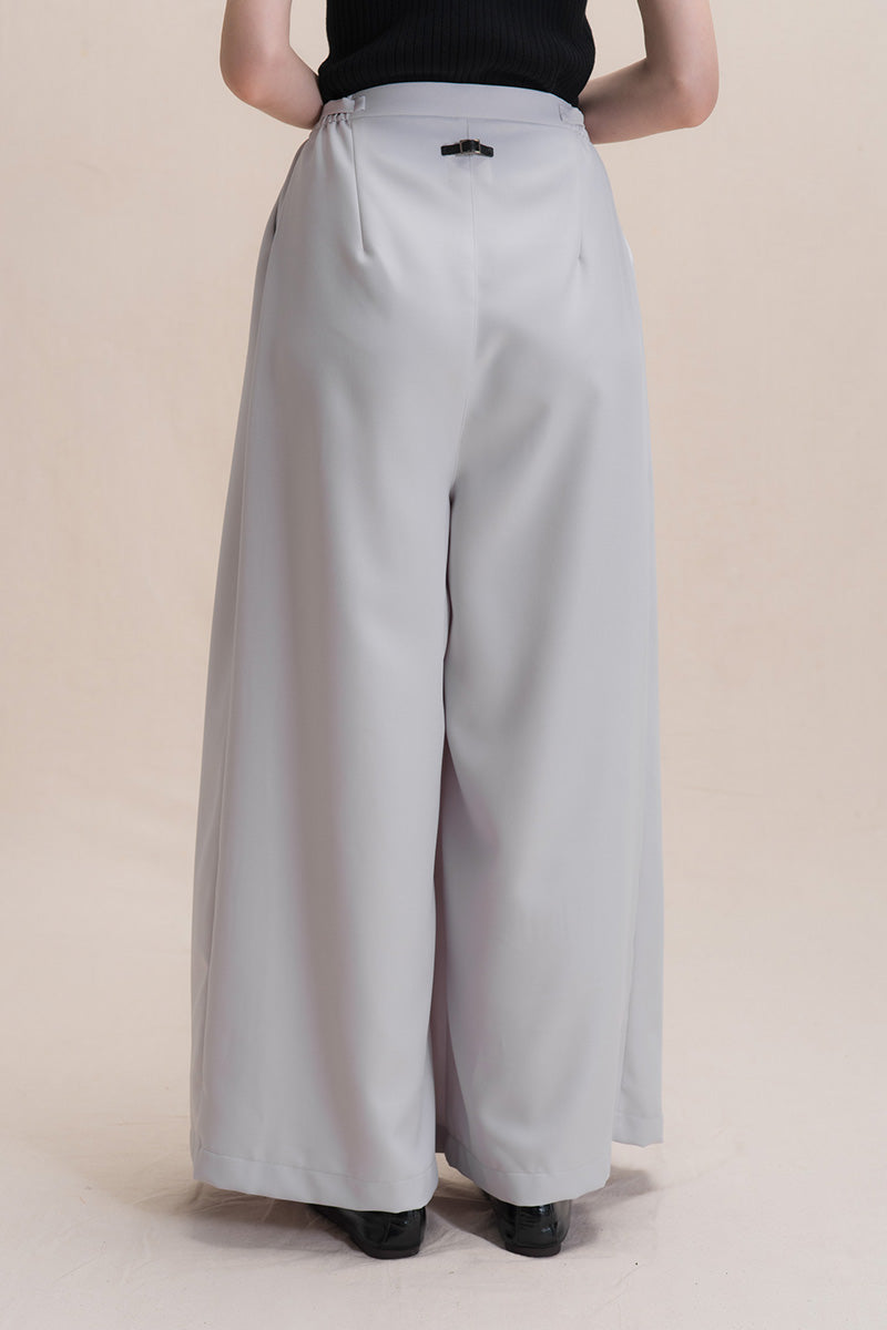 Buckle 15 Pants In Light Grey
