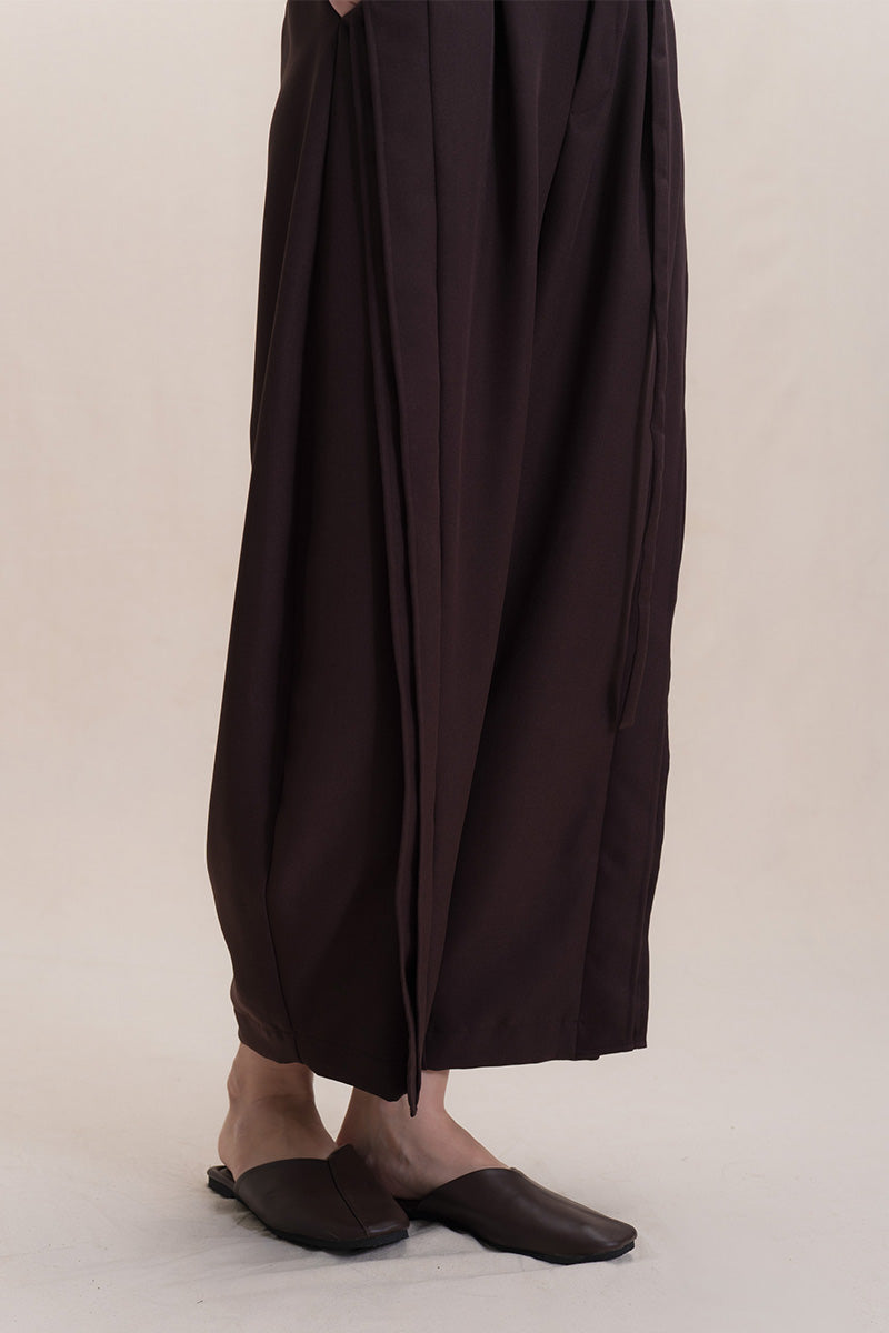 Barrel Pants With Buckle Belt And Side Stripes In Dark Brown