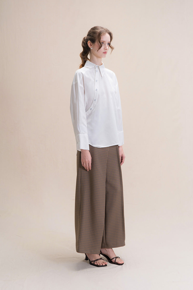 Shirt With Asymmetric Buttons In White Tencel
