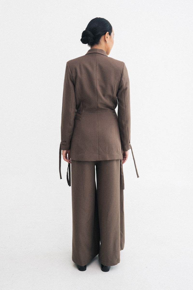 Buckle 15 Long Fitted Blazer In Dark Khaki