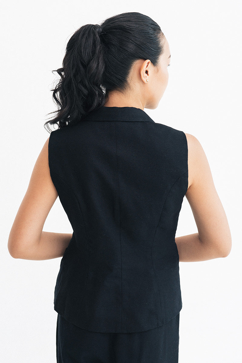 Buckle 15 Natural Collar Vest In Black