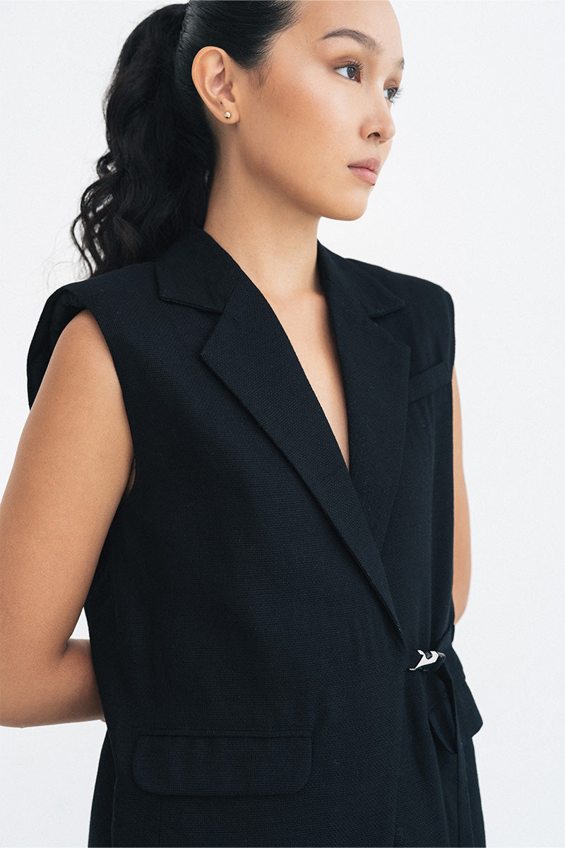 Buckle 15 Natural Padded Vest In Black