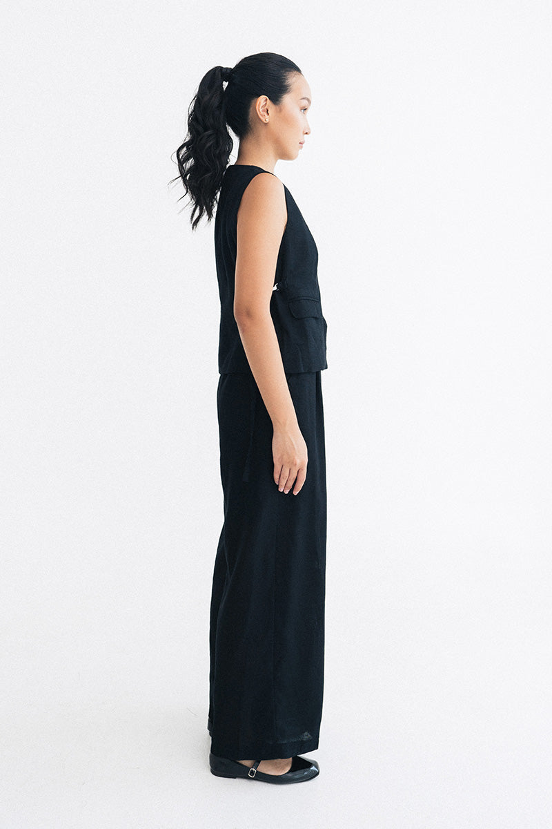 Buckle 15 Natural Vest In Black