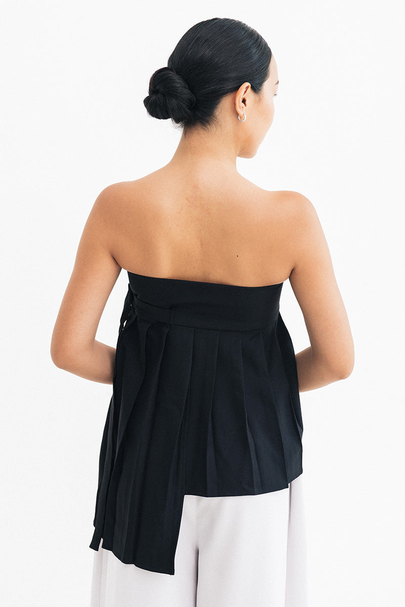 Buckle 25 Flare Pleated Obi In Black