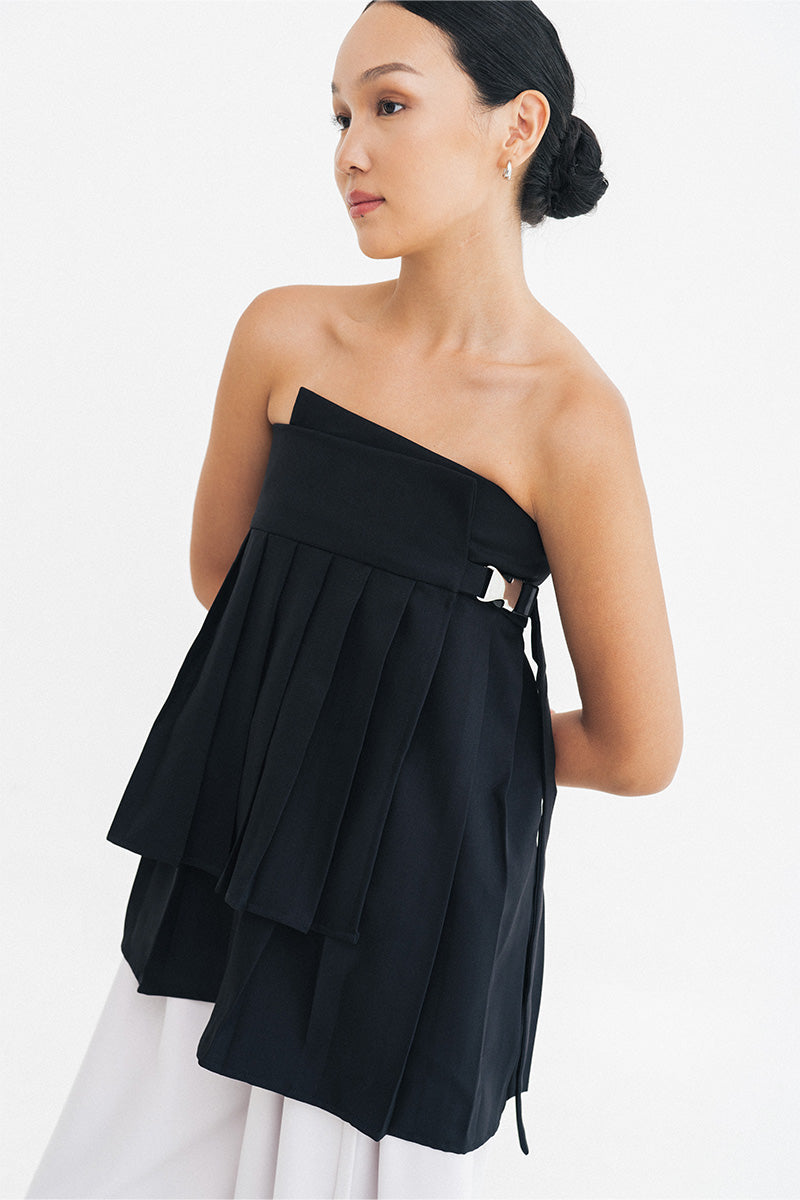 Buckle 25 Flare Pleated Obi In Black