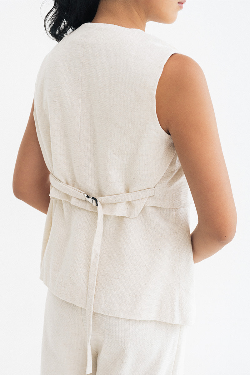 Button Natural Vest Set In Broken White