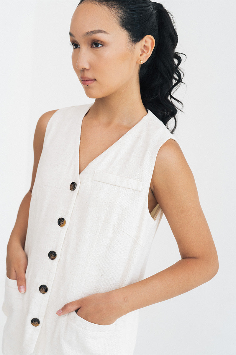 Button Natural Vest Set In Broken White
