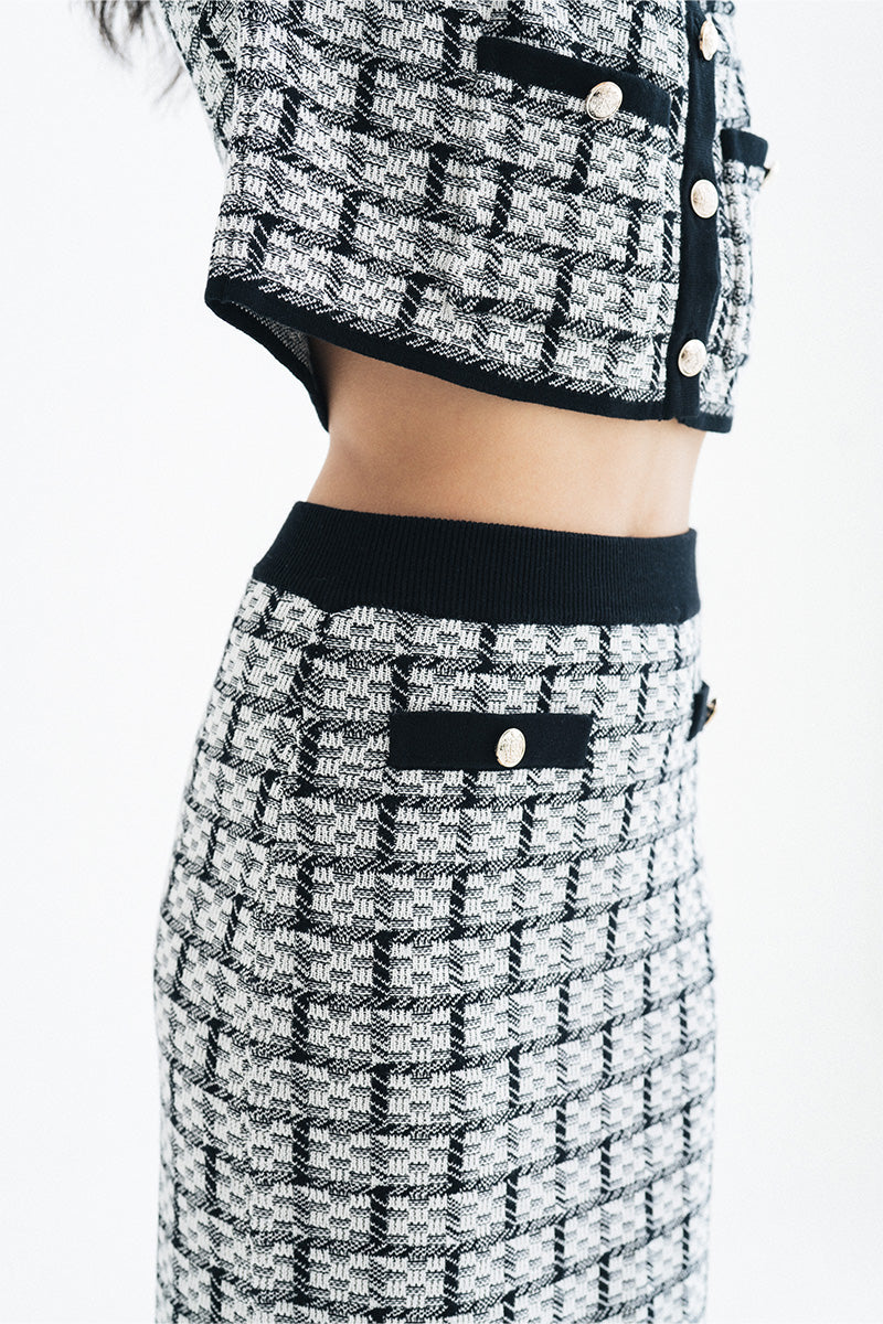 Check Knitted Skirt In Black