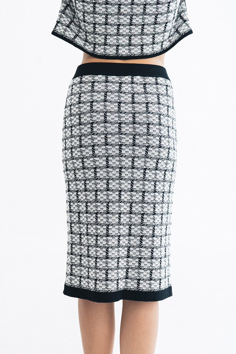 Check Knitted Skirt In Black