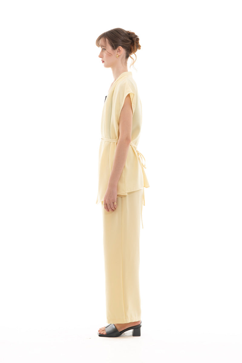 Cap-Sleeved Tie Waist Vest In Butter Yellow