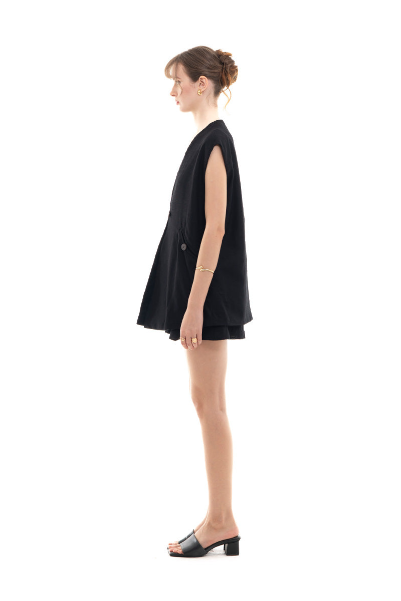 Natural Oversized Vest In Black
